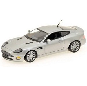 1:43 ASTON MARTIN VANQUISH S - 2004 SILVER