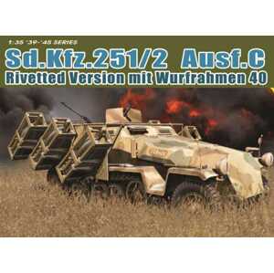 Model Kit tank 6966 - Sd.Kfz.251 Ausf.C RIVETTED VERSION with WURFRAHMEN 40 (1:35)